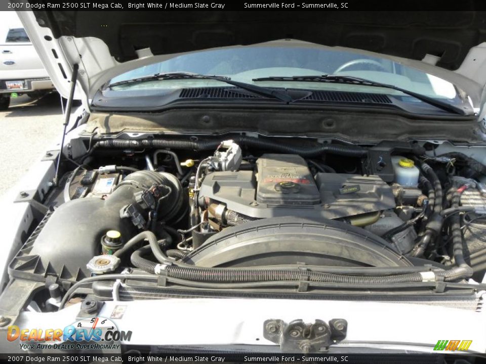 2007 Dodge Ram 2500 SLT Mega Cab Bright White / Medium Slate Gray Photo #19