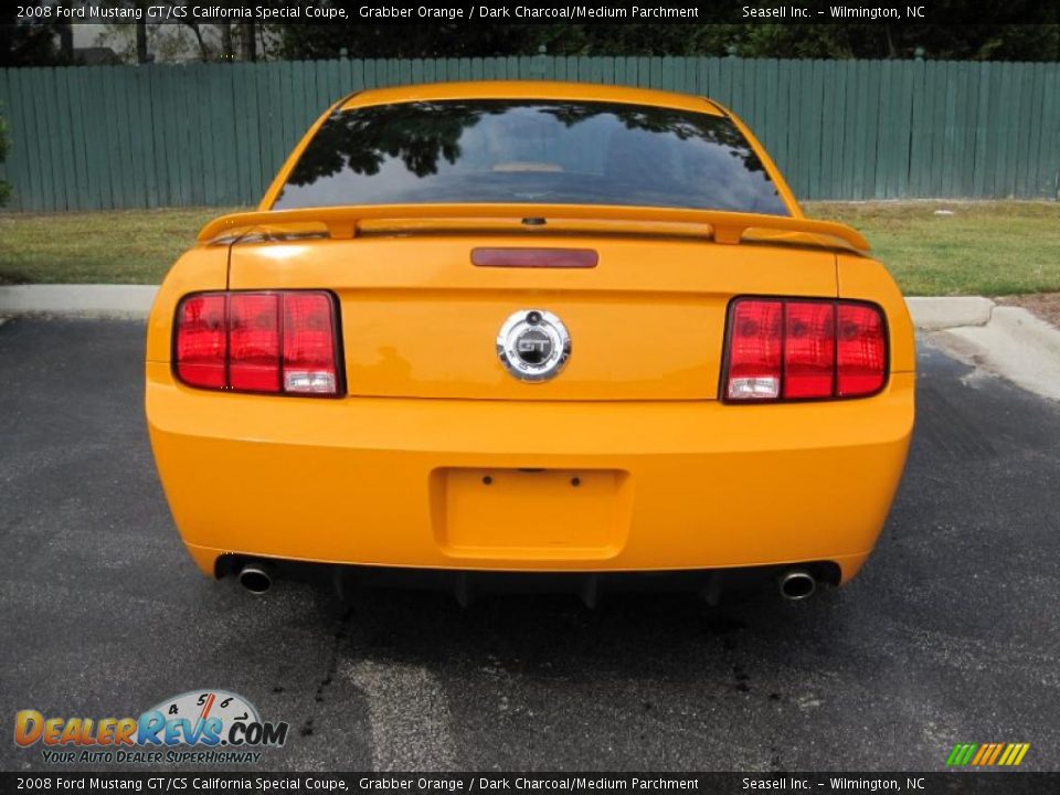 2008 Ford Mustang GT/CS California Special Coupe Grabber Orange / Dark Charcoal/Medium Parchment Photo #7