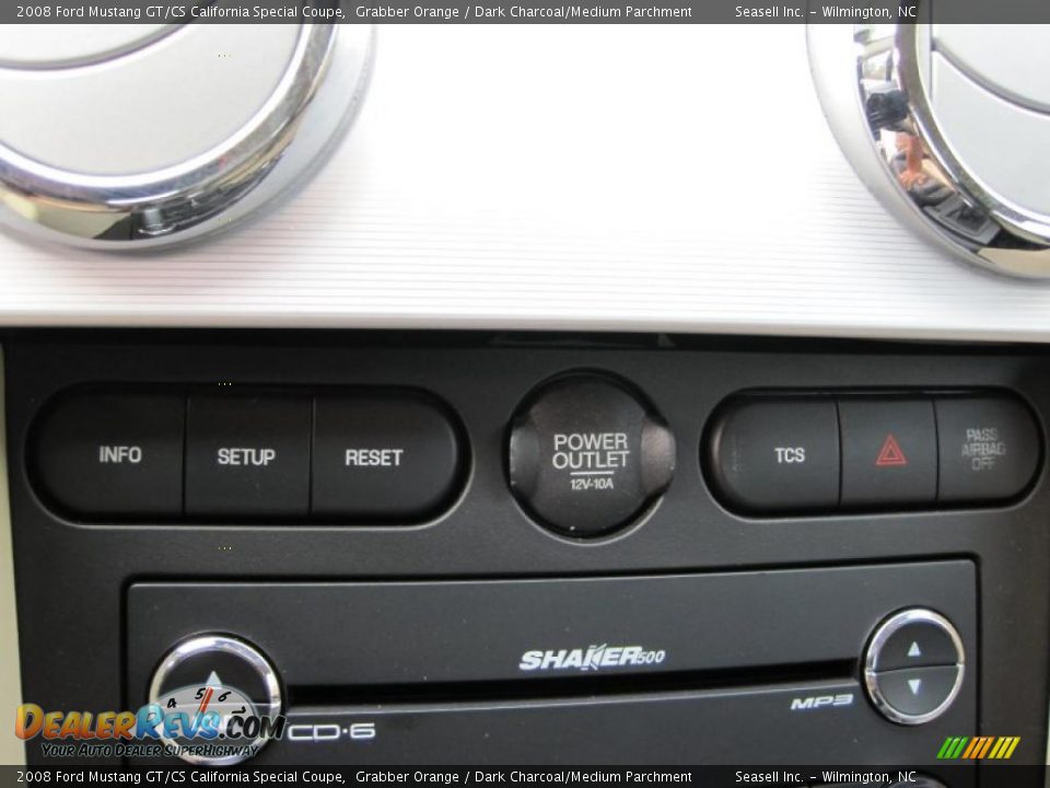 Controls of 2008 Ford Mustang GT/CS California Special Coupe Photo #21