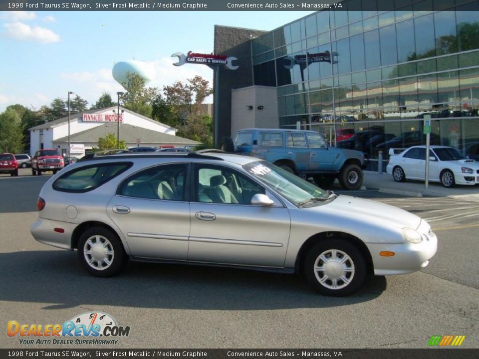 1998 Ford Taurus SE Wagon Silver Frost Metallic / Medium Graphite Photo #1