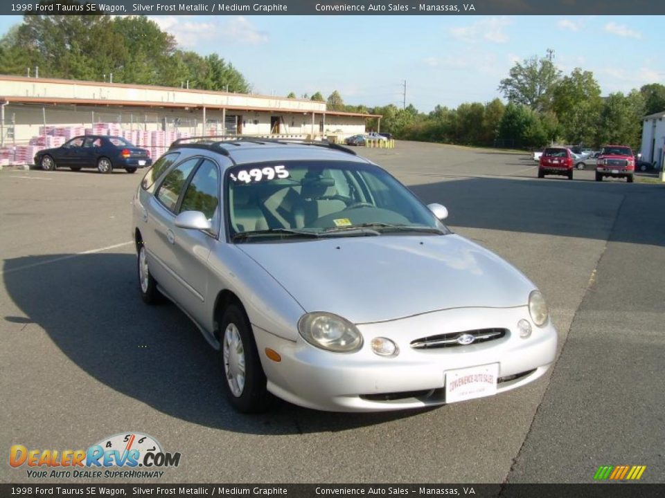 1998 Ford Taurus SE Wagon Silver Frost Metallic / Medium Graphite Photo #2