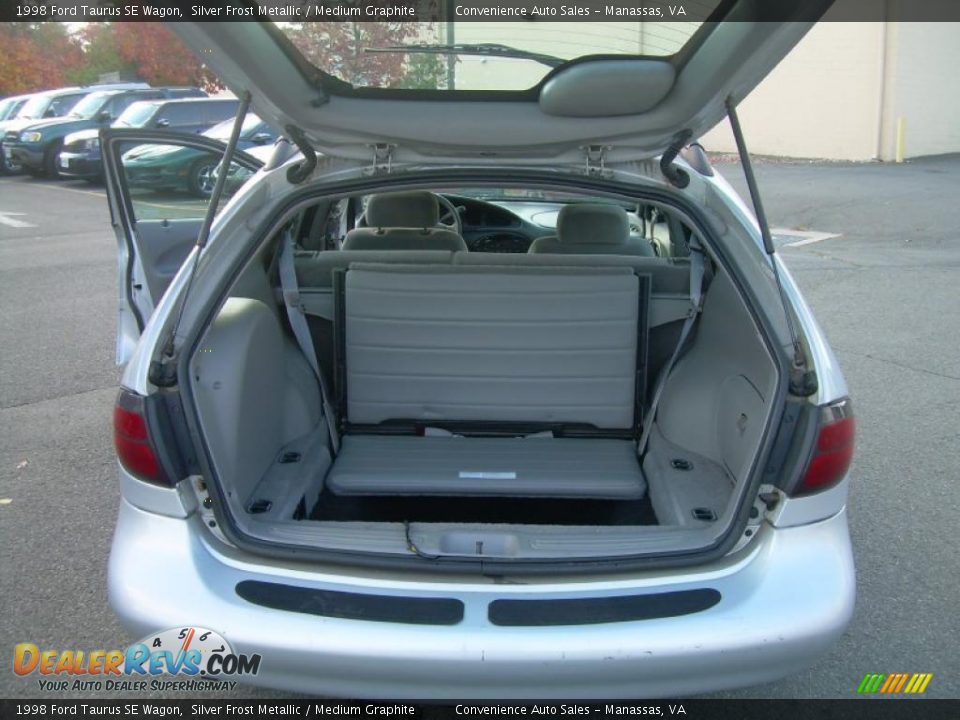 1998 Ford Taurus SE Wagon Trunk Photo #15