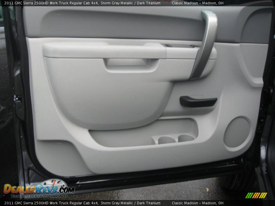 Door Panel Of 2011 Gmc Sierra 2500hd Work Truck Regular Cab