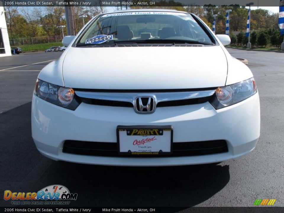 2006 Honda Civic EX Sedan Taffeta White / Ivory Photo #4