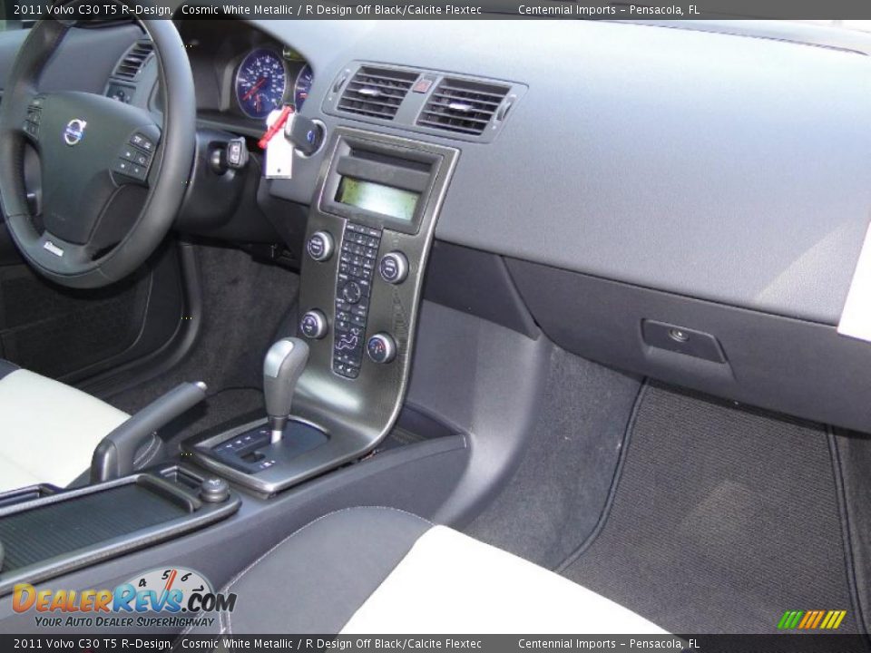 2011 Volvo C30 T5 R-Design Cosmic White Metallic / R Design Off Black/Calcite Flextec Photo #17