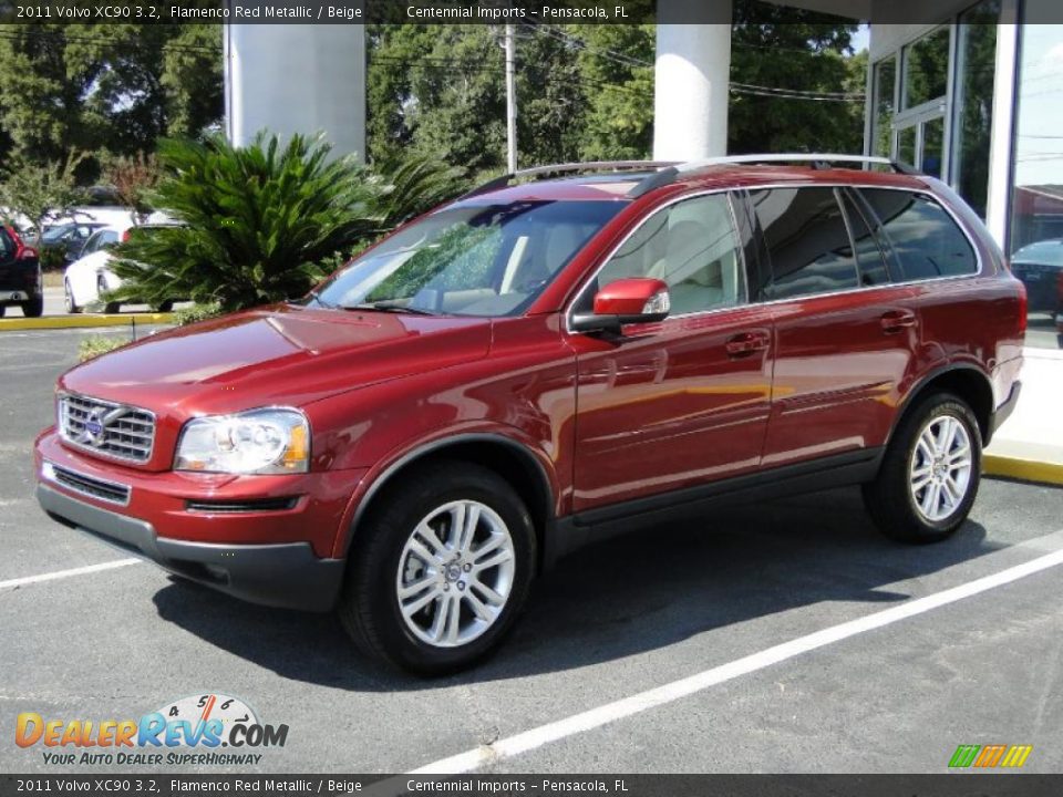 Front 3/4 View of 2011 Volvo XC90 3.2 Photo #1