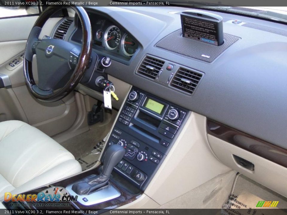 Dashboard of 2011 Volvo XC90 3.2 Photo #15
