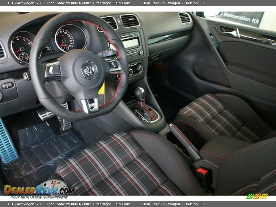 Interlagos Plaid Cloth Interior - 2011 Volkswagen GTI 2 Door Photo #13