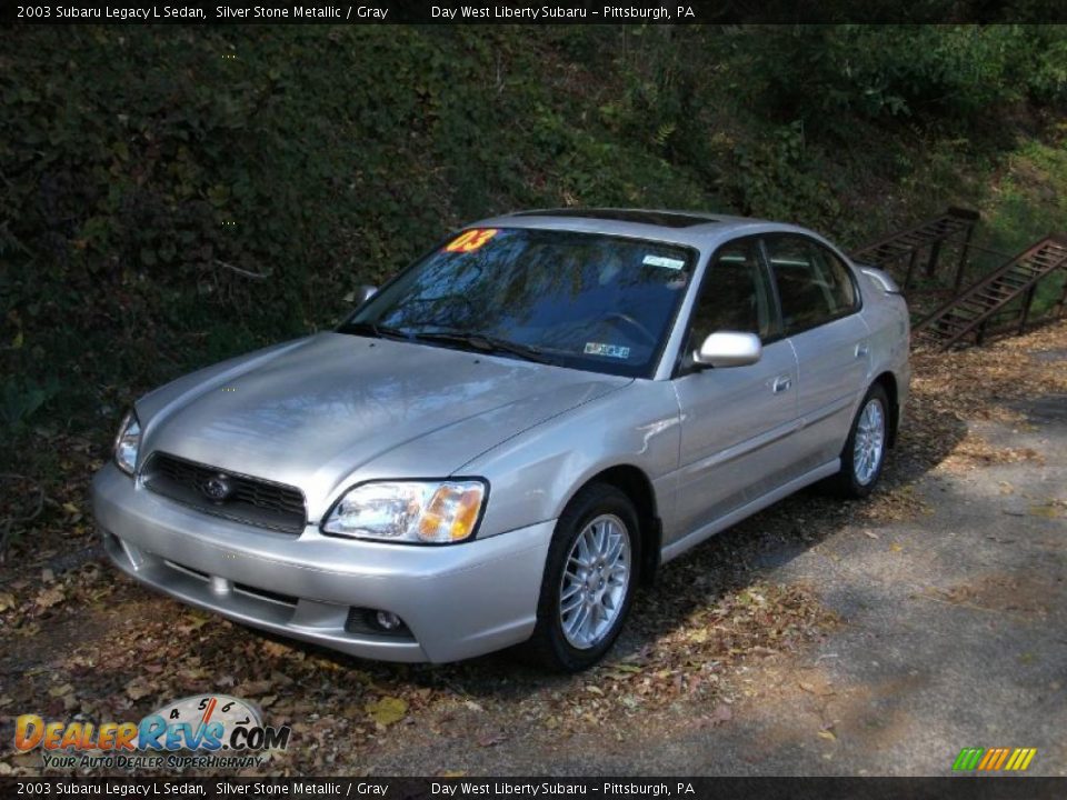 2003 Subaru Legacy L Sedan Silver Stone Metallic / Gray Photo #9