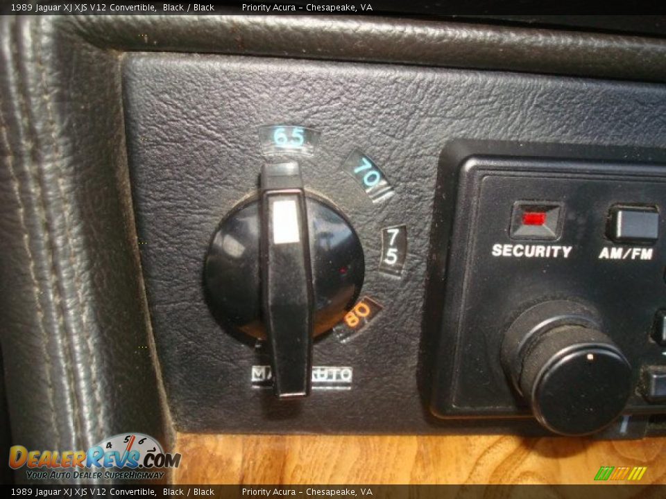 Controls of 1989 Jaguar XJ XJS V12 Convertible Photo #23