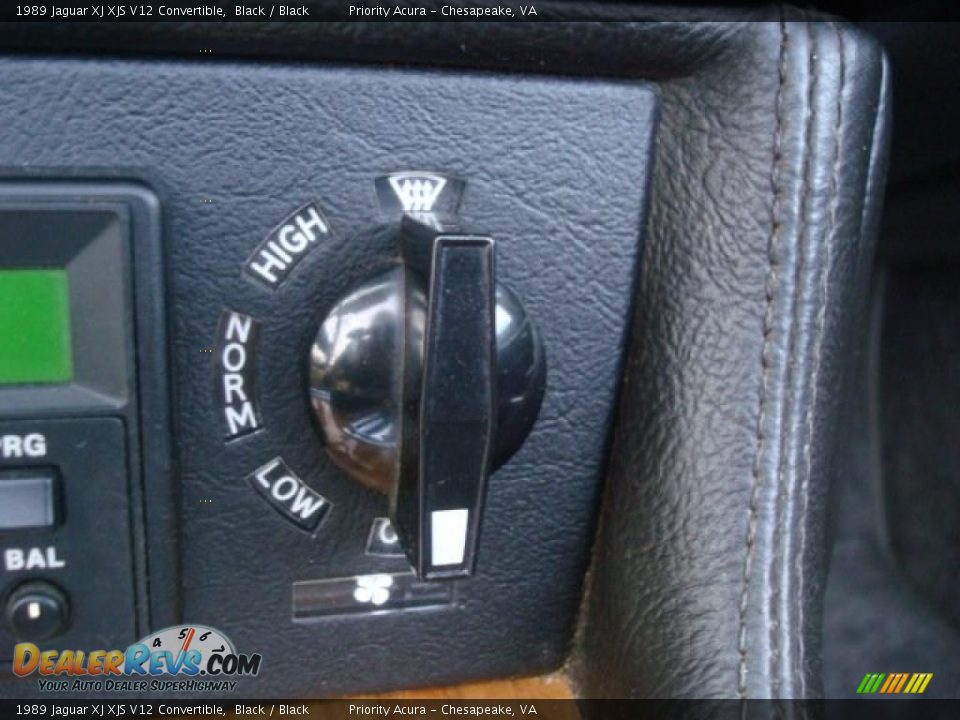 Controls of 1989 Jaguar XJ XJS V12 Convertible Photo #24