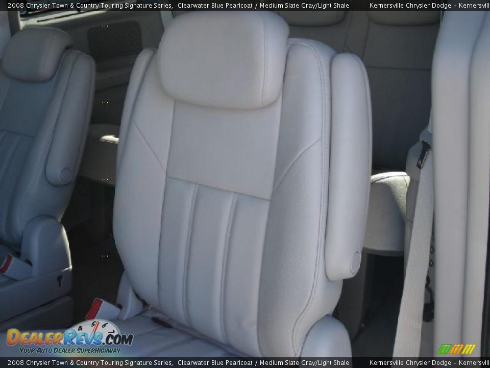 2008 Chrysler Town & Country Touring Signature Series Clearwater Blue Pearlcoat / Medium Slate Gray/Light Shale Photo #11