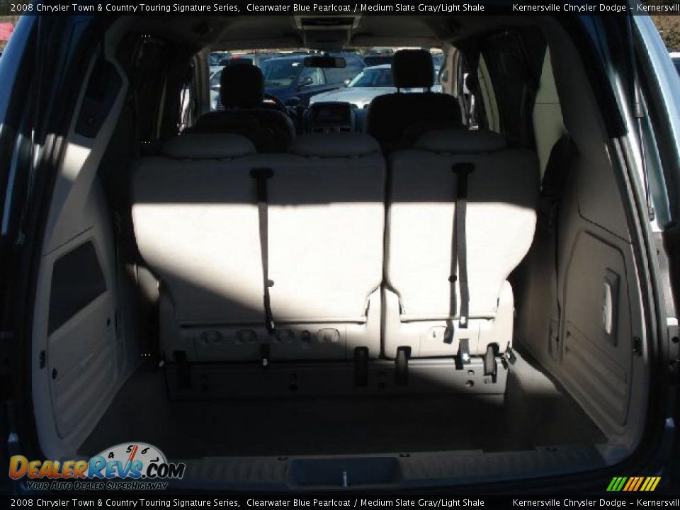 2008 Chrysler Town & Country Touring Signature Series Clearwater Blue Pearlcoat / Medium Slate Gray/Light Shale Photo #15