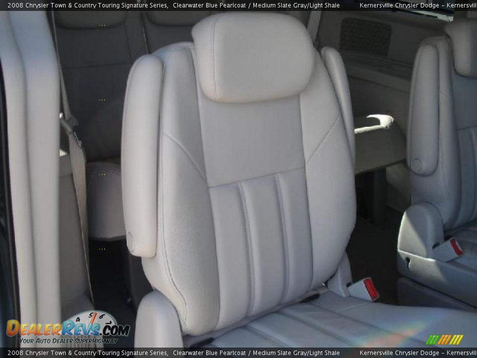 2008 Chrysler Town & Country Touring Signature Series Clearwater Blue Pearlcoat / Medium Slate Gray/Light Shale Photo #18