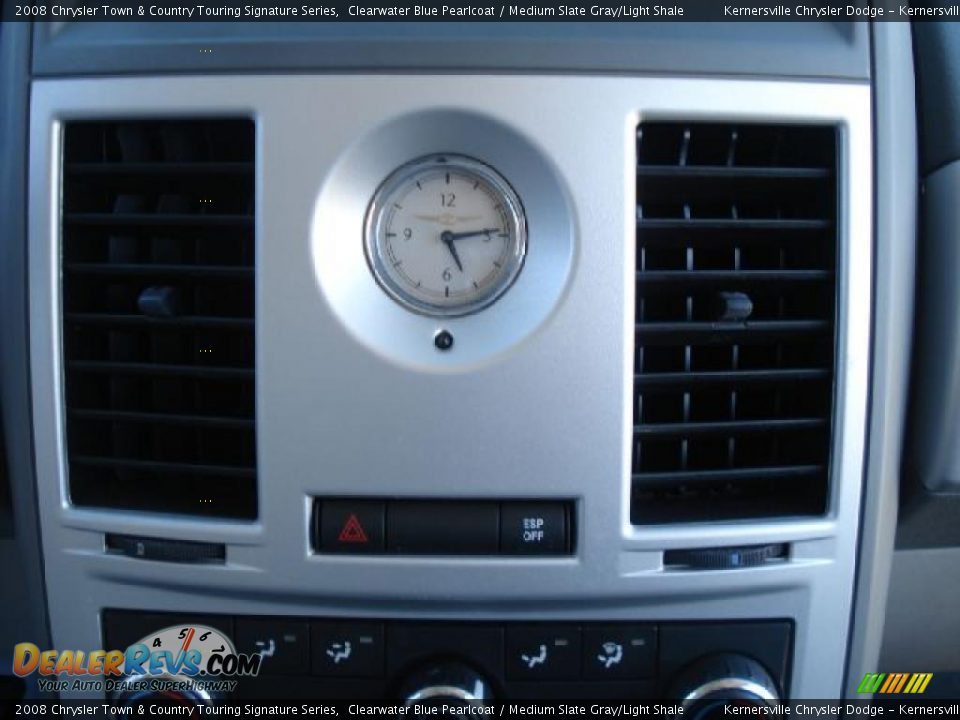 2008 Chrysler Town & Country Touring Signature Series Clearwater Blue Pearlcoat / Medium Slate Gray/Light Shale Photo #25