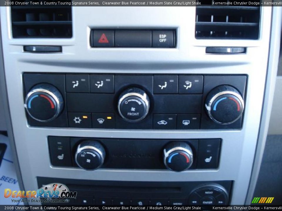 2008 Chrysler Town & Country Touring Signature Series Clearwater Blue Pearlcoat / Medium Slate Gray/Light Shale Photo #26