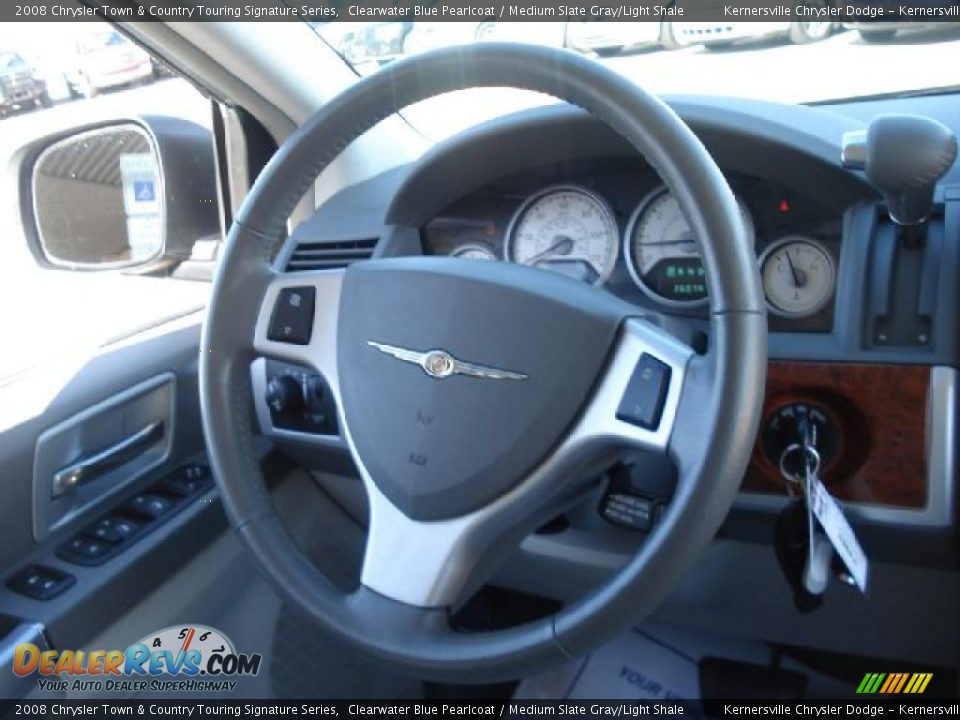 2008 Chrysler Town & Country Touring Signature Series Clearwater Blue Pearlcoat / Medium Slate Gray/Light Shale Photo #28