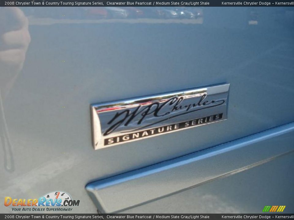 2008 Chrysler Town & Country Touring Signature Series Clearwater Blue Pearlcoat / Medium Slate Gray/Light Shale Photo #35
