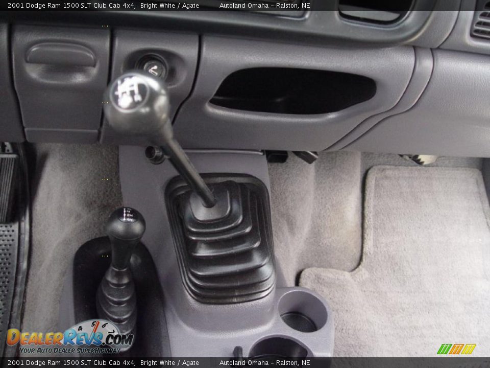 2001 Dodge Ram 1500 SLT Club Cab 4x4 Shifter Photo #12