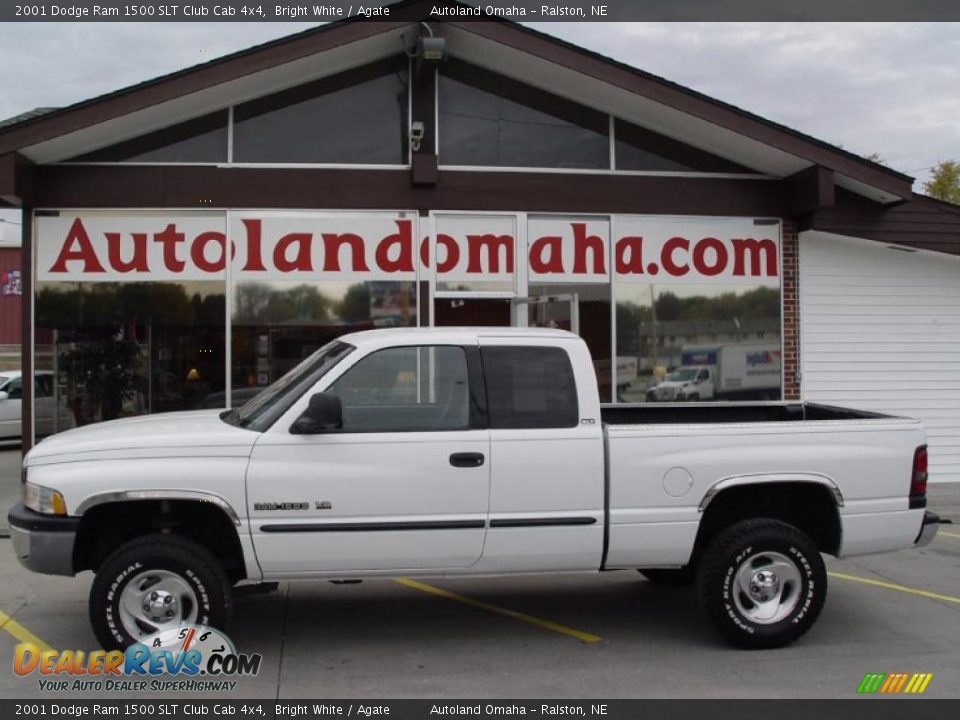 2001 Dodge Ram 1500 SLT Club Cab 4x4 Bright White / Agate Photo #25