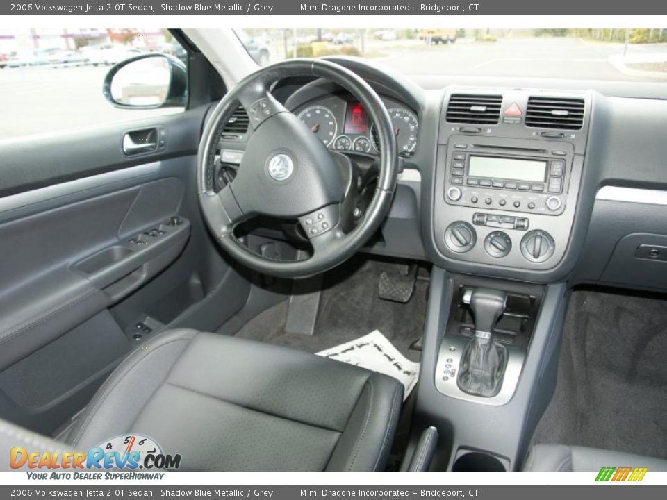 Grey Interior 2006 Volkswagen Jetta 2 0t Sedan Photo 15