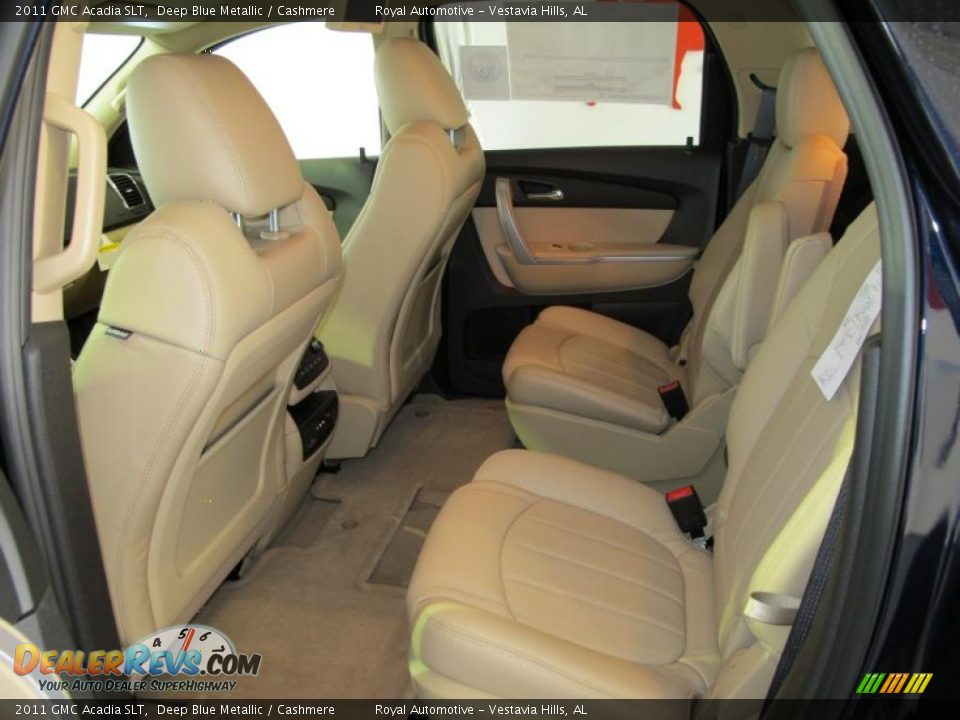 Cashmere Interior - 2011 GMC Acadia SLT Photo #11