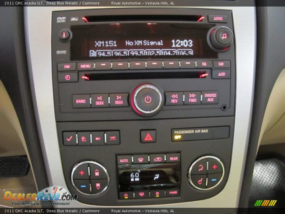 Controls of 2011 GMC Acadia SLT Photo #16