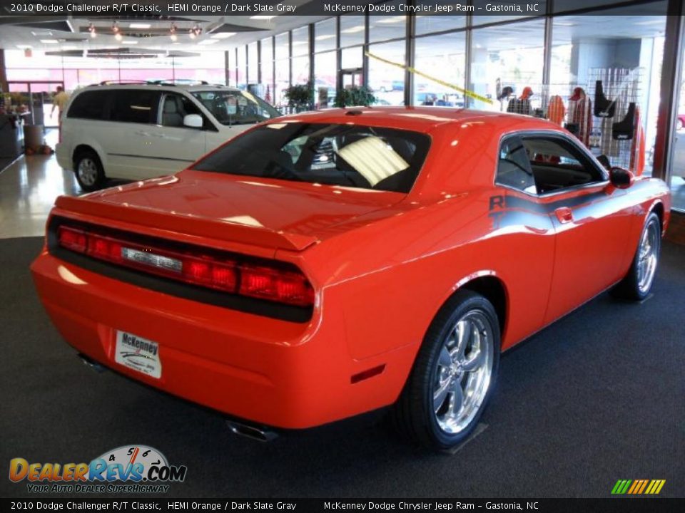 2010 Dodge Challenger R/T Classic HEMI Orange / Dark Slate Gray Photo #4