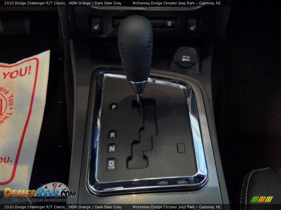 2010 Dodge Challenger R/T Classic Shifter Photo #14