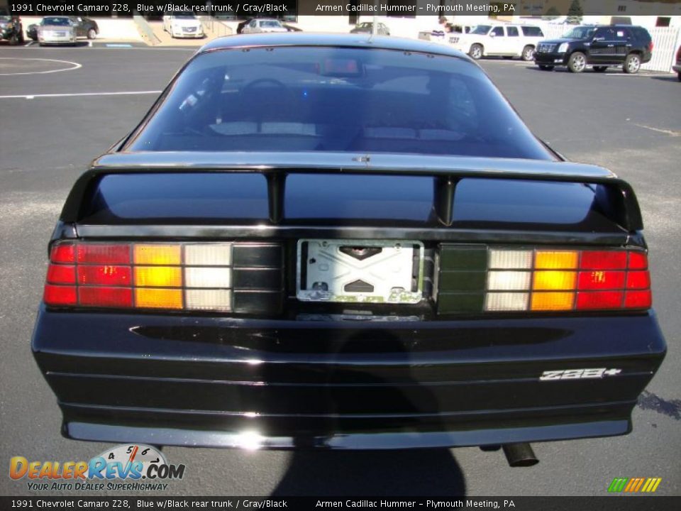 1991 Chevrolet Camaro Z28 Blue w/Black rear trunk / Gray/Black Photo #9