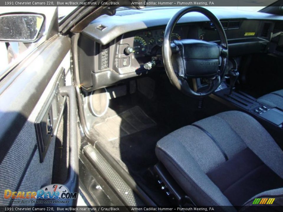 1991 Chevrolet Camaro Z28 Blue w/Black rear trunk / Gray/Black Photo #13