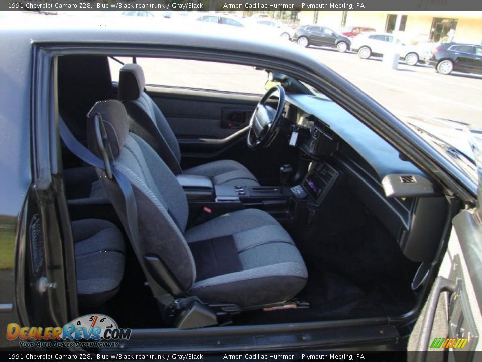Gray/Black Interior - 1991 Chevrolet Camaro Z28 Photo #20