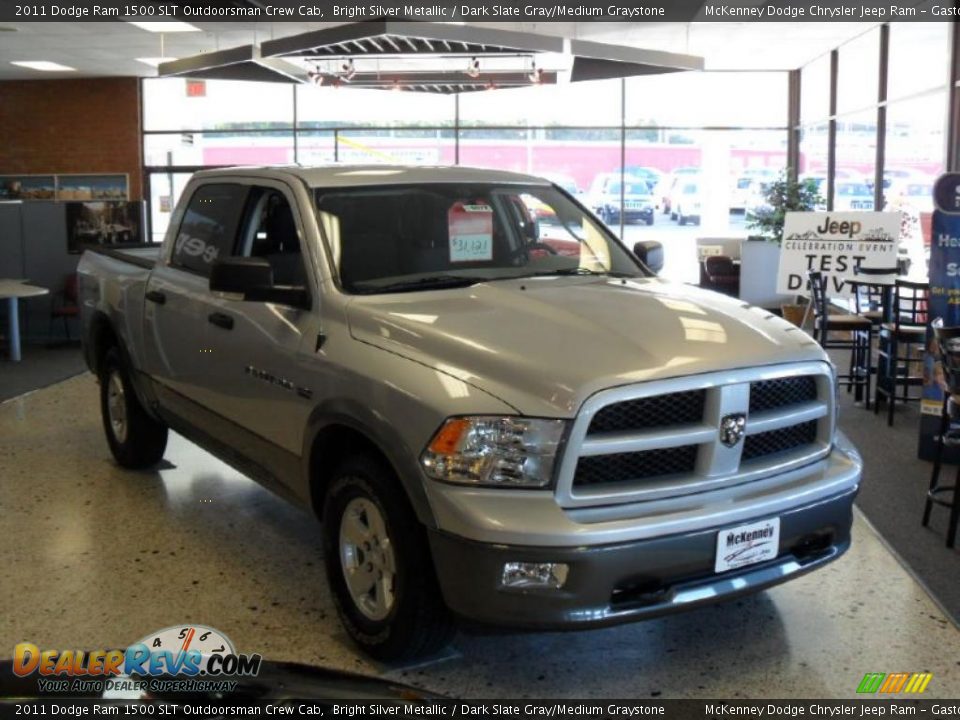 2011 Dodge Ram 1500 SLT Outdoorsman Crew Cab Bright Silver Metallic / Dark Slate Gray/Medium Graystone Photo #5