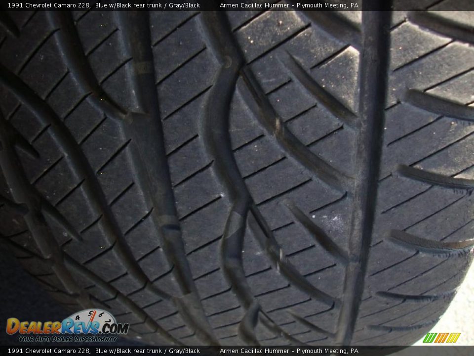 1991 Chevrolet Camaro Z28 Blue w/Black rear trunk / Gray/Black Photo #31