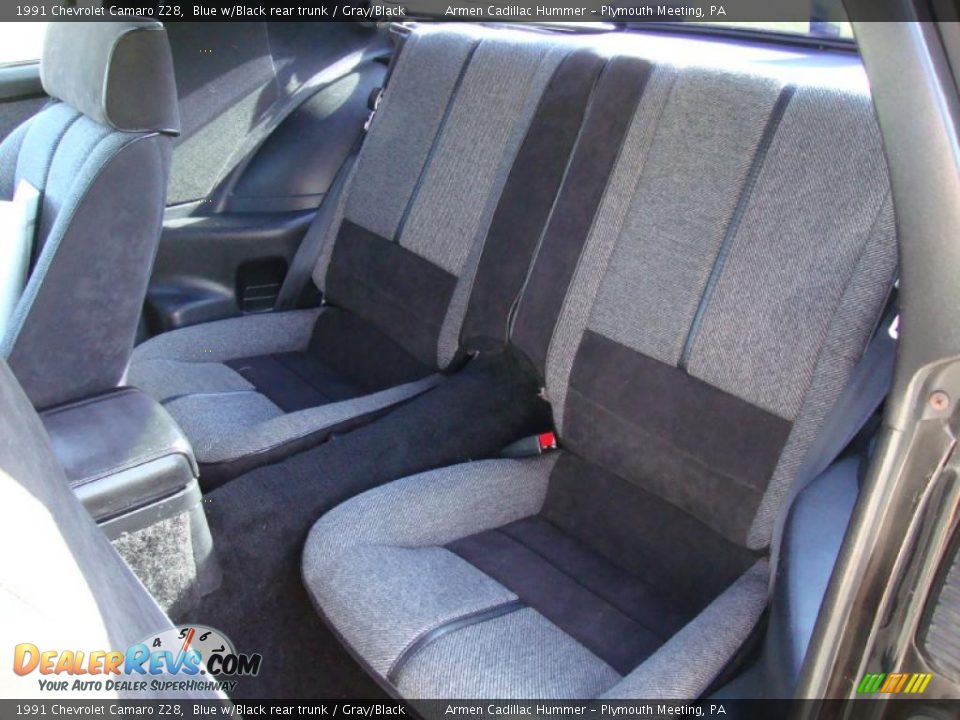 Gray/Black Interior - 1991 Chevrolet Camaro Z28 Photo #32