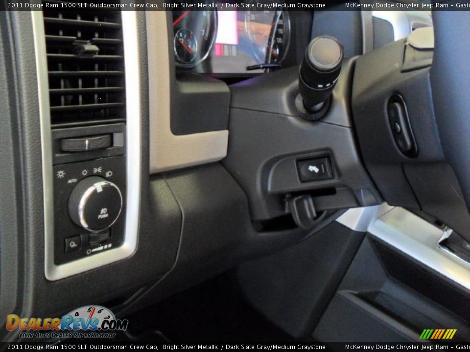 2011 Dodge Ram 1500 SLT Outdoorsman Crew Cab Bright Silver Metallic / Dark Slate Gray/Medium Graystone Photo #10