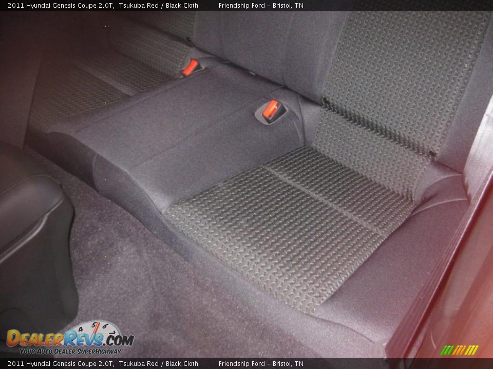 2011 Hyundai Genesis Coupe 2.0T Tsukuba Red / Black Cloth Photo #16