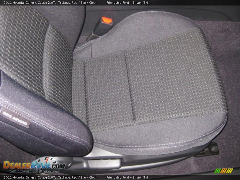 2011 Hyundai Genesis Coupe 2.0T Tsukuba Red / Black Cloth Photo #20