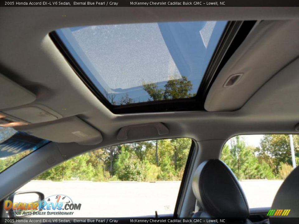 2005 Honda Accord EX-L V6 Sedan Eternal Blue Pearl / Gray Photo #10