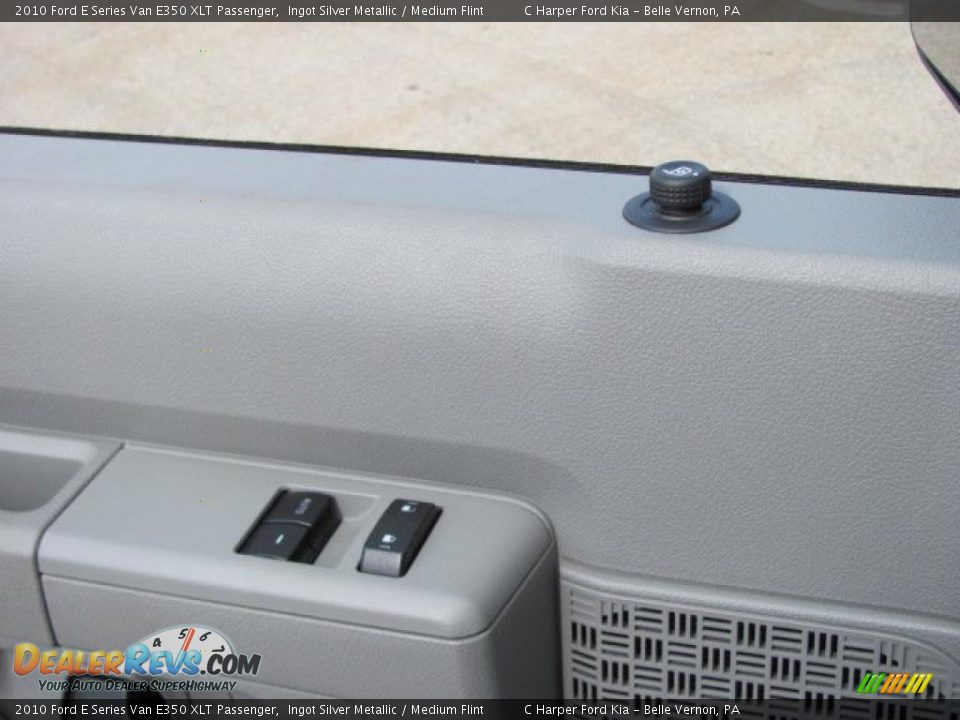 2010 Ford E Series Van E350 XLT Passenger Ingot Silver Metallic / Medium Flint Photo #22