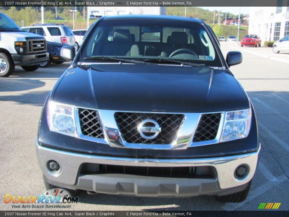 2007 Nissan Frontier SE King Cab 4x4 Super Black / Graphite Photo #3