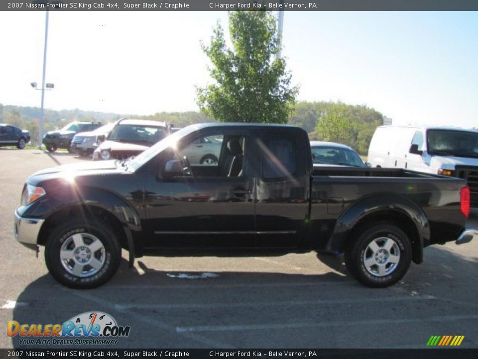 2007 Nissan Frontier SE King Cab 4x4 Super Black / Graphite Photo #5