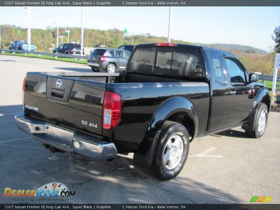 2007 Nissan Frontier SE King Cab 4x4 Super Black / Graphite Photo #9