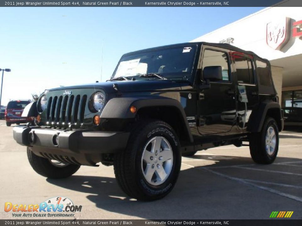 2011 Jeep Wrangler Unlimited Sport 4x4 Natural Green Pearl / Black Photo #7