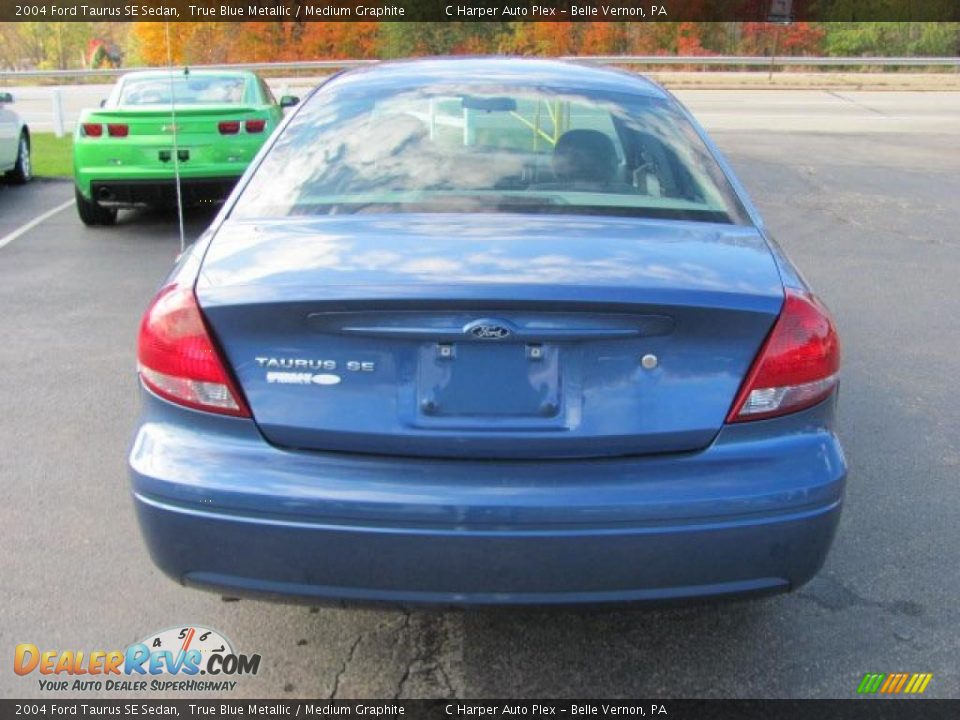 2004 Ford Taurus SE Sedan True Blue Metallic / Medium Graphite Photo #8
