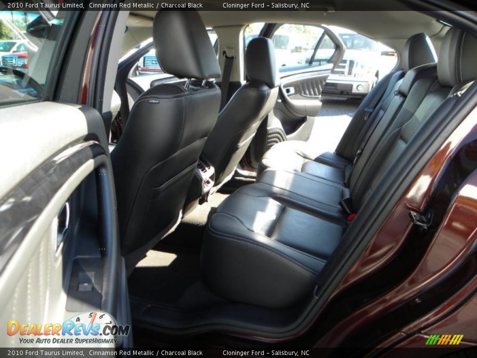 Charcoal Black Interior - 2010 Ford Taurus Limited Photo #9