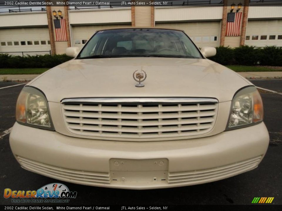 2002 Cadillac DeVille Sedan White Diamond Pearl / Oatmeal Photo #2