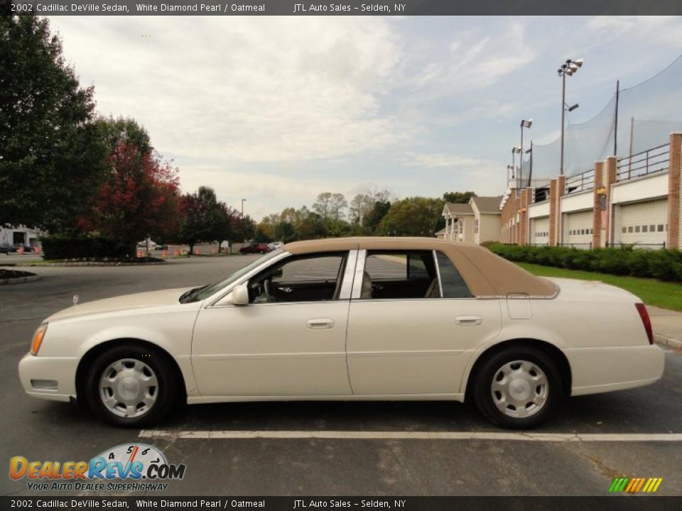 2002 Cadillac DeVille Sedan White Diamond Pearl / Oatmeal Photo #3