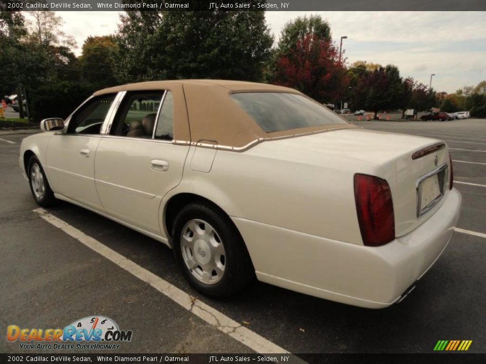 2002 Cadillac DeVille Sedan White Diamond Pearl / Oatmeal Photo #4