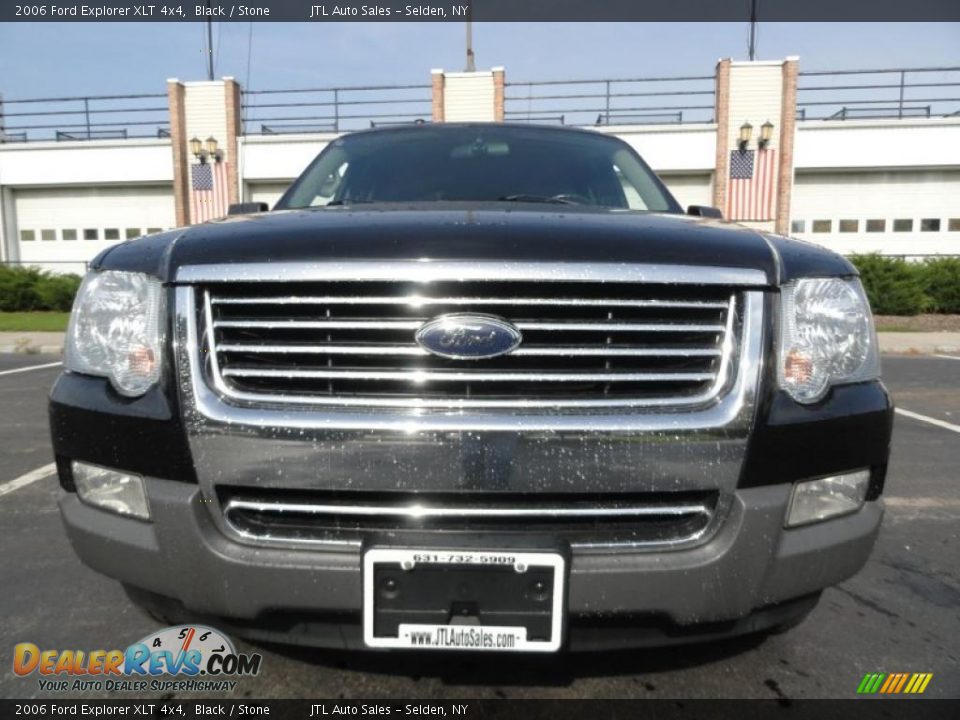 2006 Ford Explorer XLT 4x4 Black / Stone Photo #2